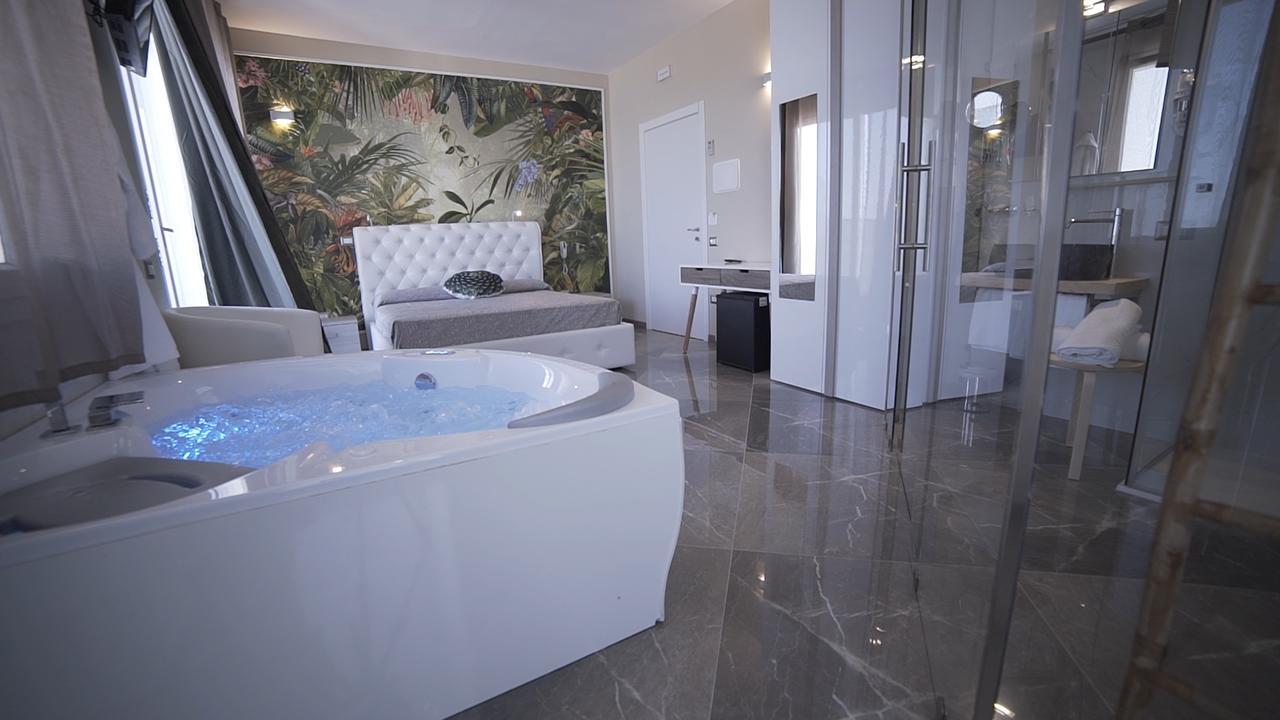 Hotel Royal - Beauty & Spa Porto Cesareo Ngoại thất bức ảnh